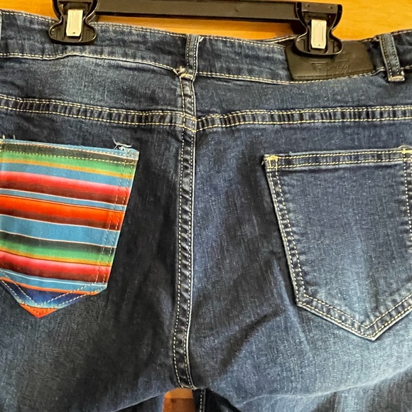 Fallon Taylor Ranch Dressin’ Serape Pocket Bootcut Jeans - Picture 3 of 6